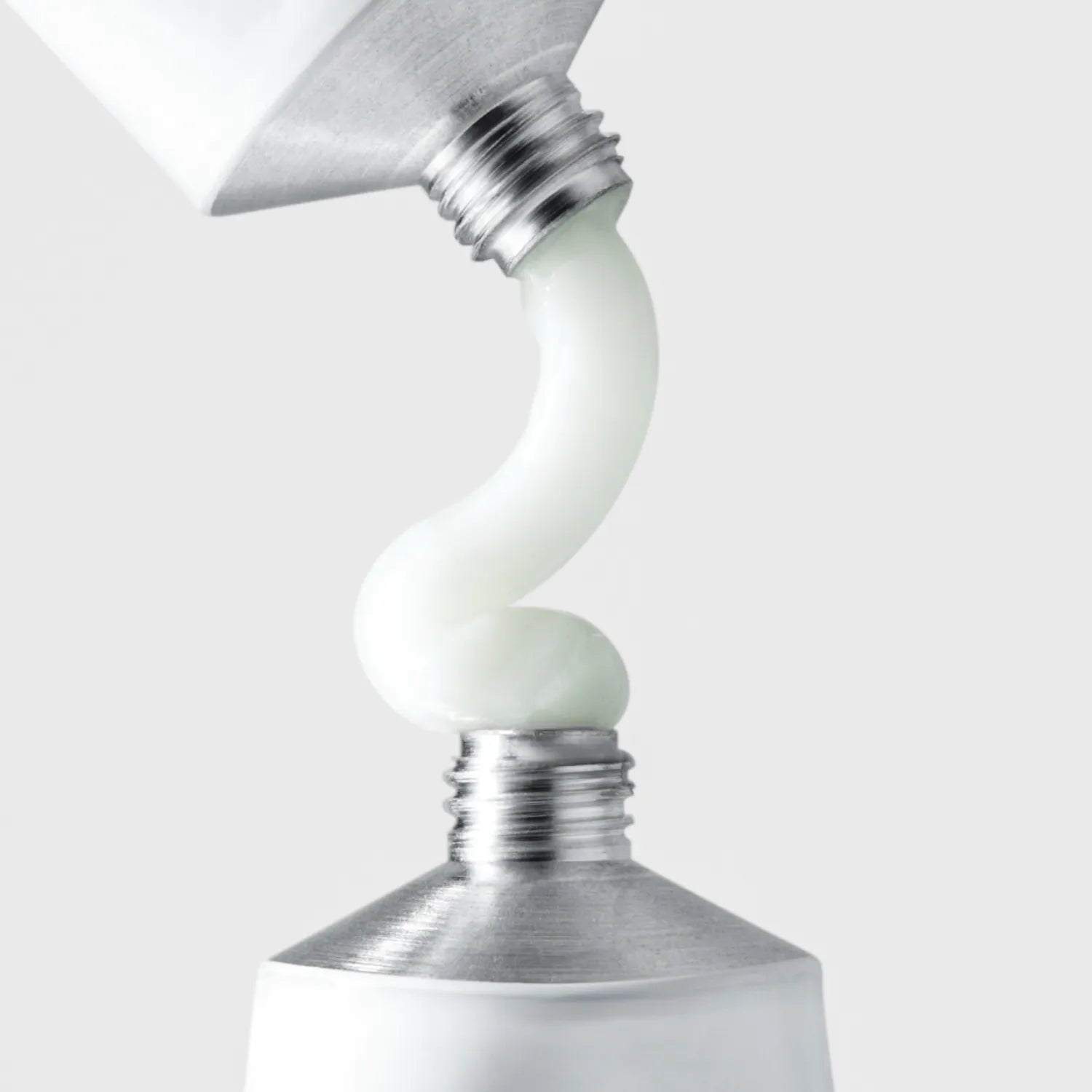 Anua Heartleaf Centella Red Spot Cream – Korean skincare spot treatment with Heartleaf, Cica, and Panthenol to calm acne, fade marks, and support barrier repair.