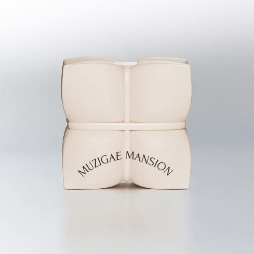 minimal MUZIGAE MANSION water cushion compact with dewy finish foundation