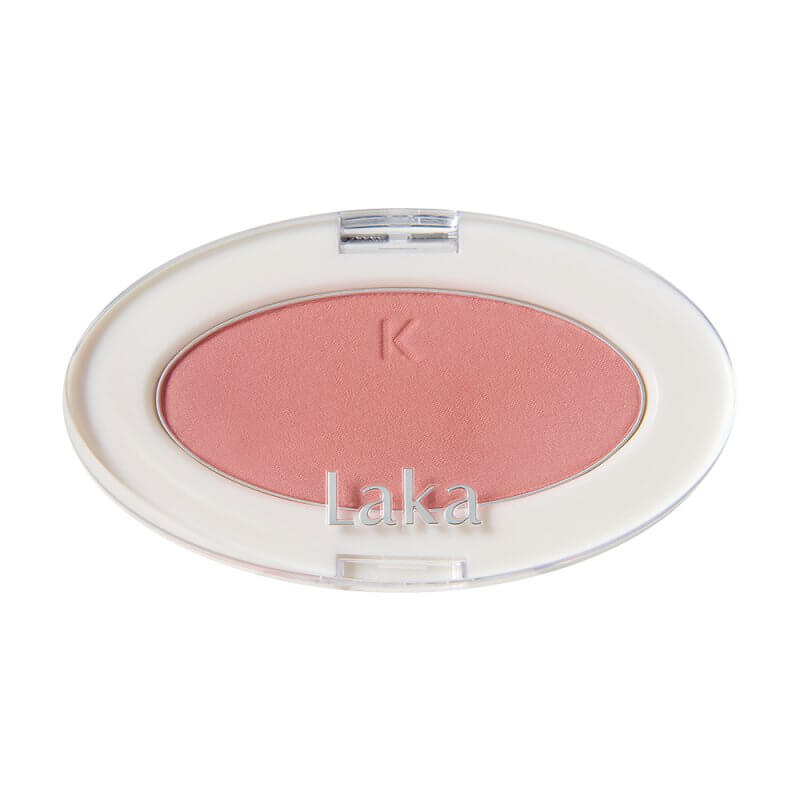 Laka Love Silk Blush in warm pink shade, featuring fine pearls for a luminous and transparent skin finish.